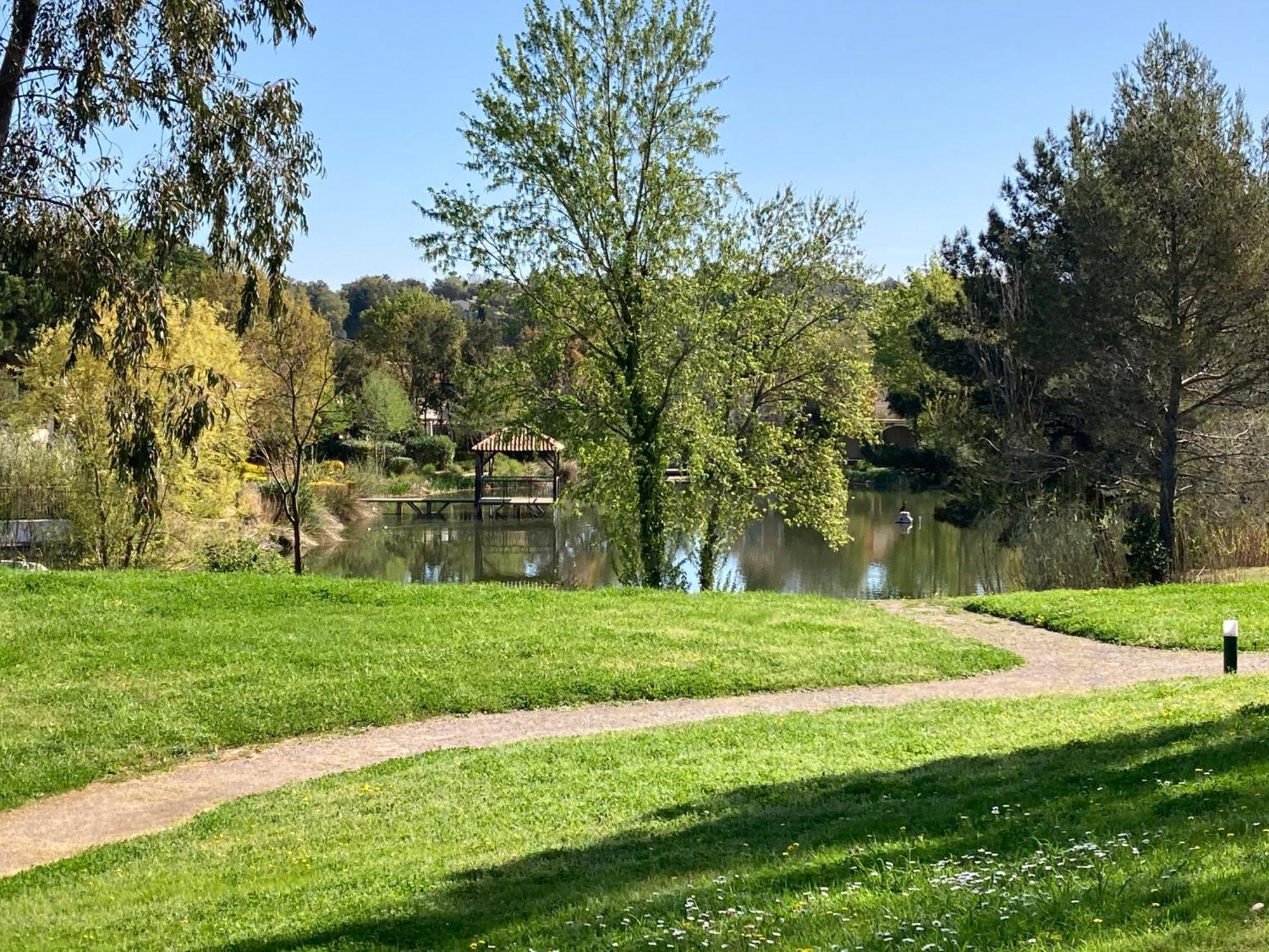 גרימו Les Restanques Vue Mer Roses 1070 Rez De Jardin מראה חיצוני תמונה