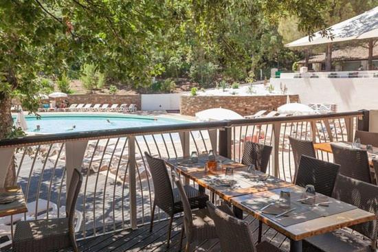 גרימו Les Restanques Vue Mer Roses 1070 Rez De Jardin מראה חיצוני תמונה